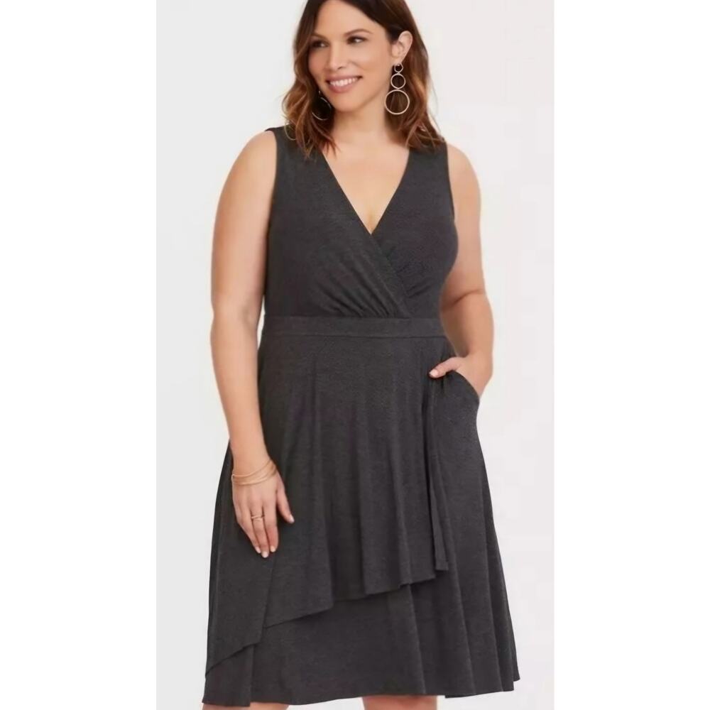 Torrid Surplice Stretch Jersey Faux Wrap Dress Gray Womens 1X SZ 1 14/16 V-Neck